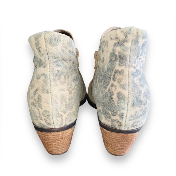 NWOT Yellow Box ‘Dannika’ Leopard Suede Booties – Size 9.5 - Picture 4 of 14